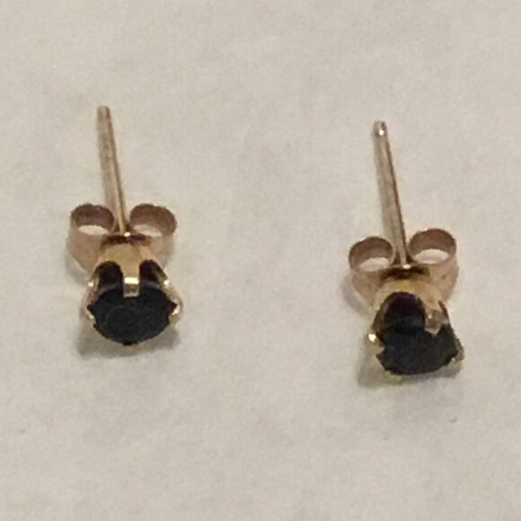 Vintage & very lovely 10K gold & sapphire stud earrings - Picture 9 of 10